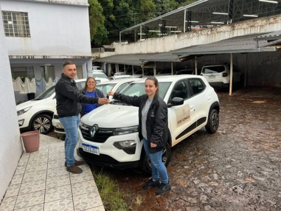 Agentes de Endemias Recebem Veculo