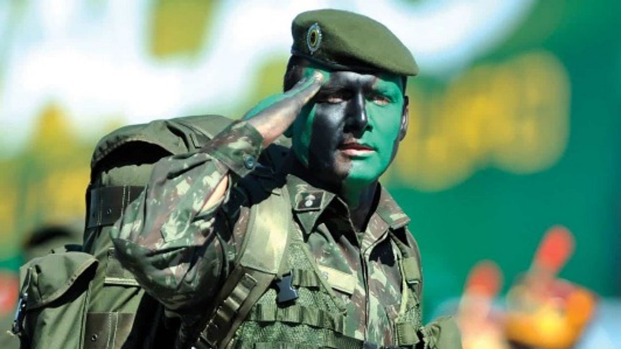 ATENÇÃO, JOVENS! ALISTAMENTO MILITAR OBRIGATÓRIO JÁ ESTÁ ABERTO PARA A CLASSE DE 2007