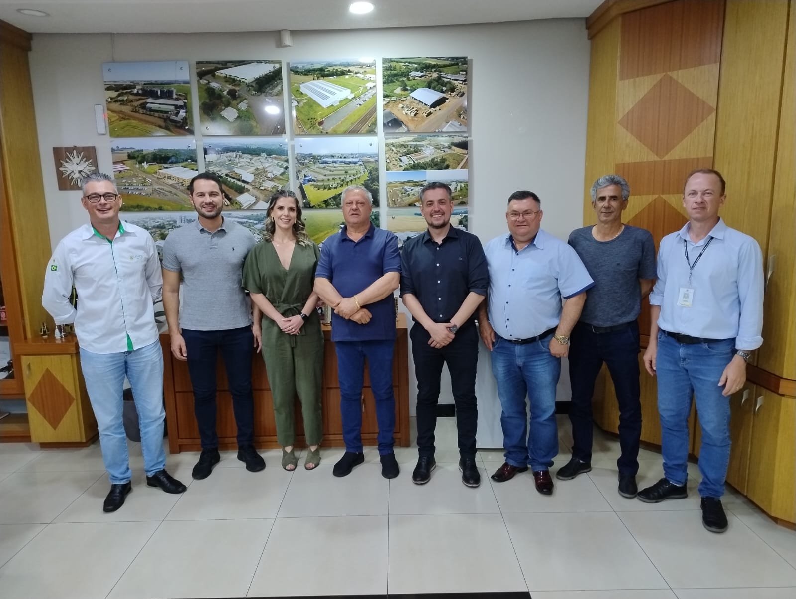 COMITIVA DA UTFPR VISITA GABINETE DO EXECUTIVO MUNICIPAL DE DOIS VIZINHOS