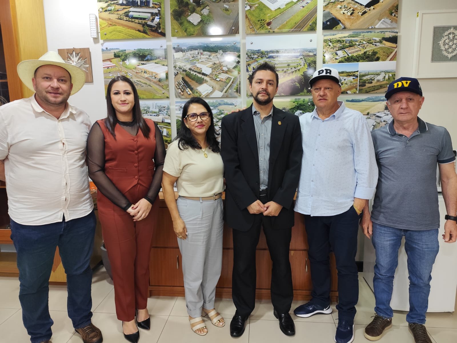 DOIS VIZINHOS BUSCA SOLUES PARA INTEGRAO DE IMIGRANTES NO MERCADO DE TRABALHO