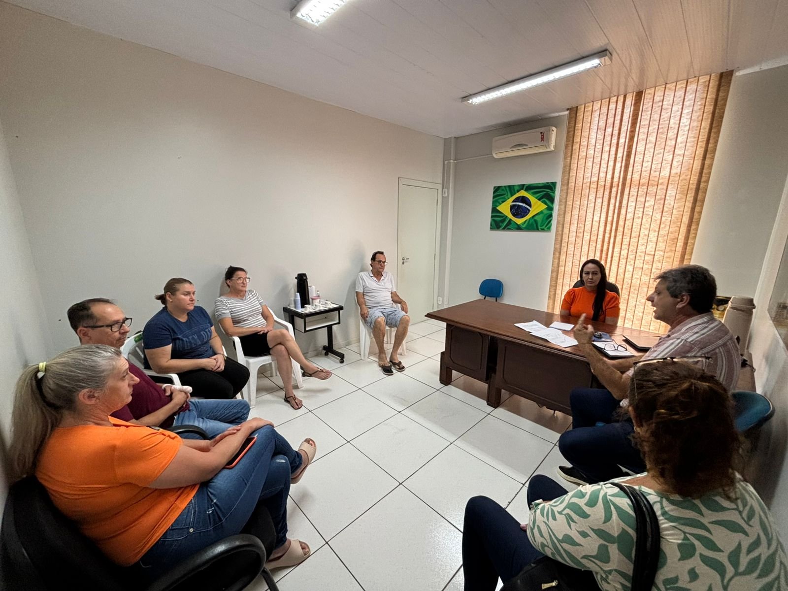 PREFEITURA E SANEPAR UNEM ESFOROS PARA AMPLIAO DA REDE DE ESGOTO NO BAIRRO NOSSA SENHORA DE LOURDES