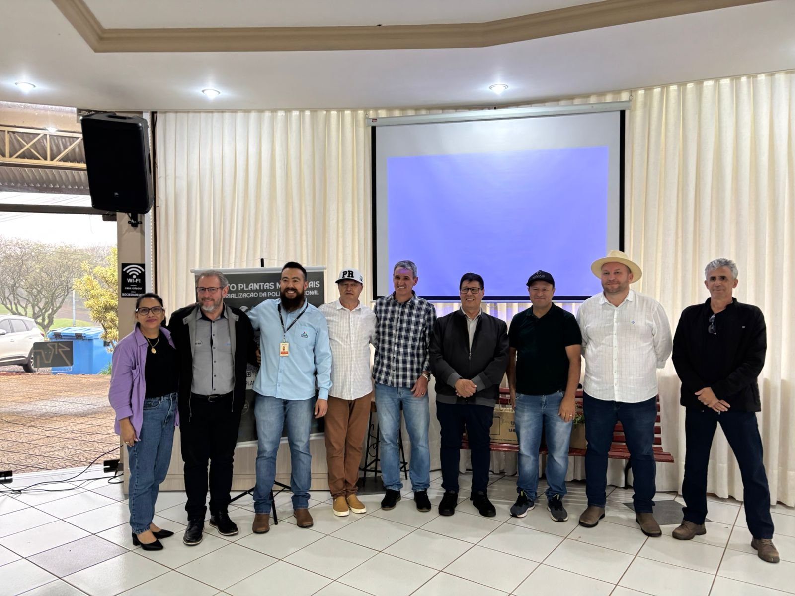 SEMINÁRIO DE PLANTAS MEDICINAIS REFLETE SABERES E SAÚDE POPULAR