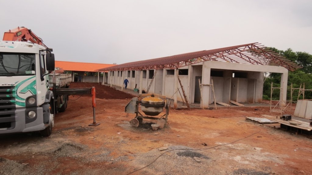 Obras da Escola Municipal Margarida Galvan Esto a Todo o Vapor