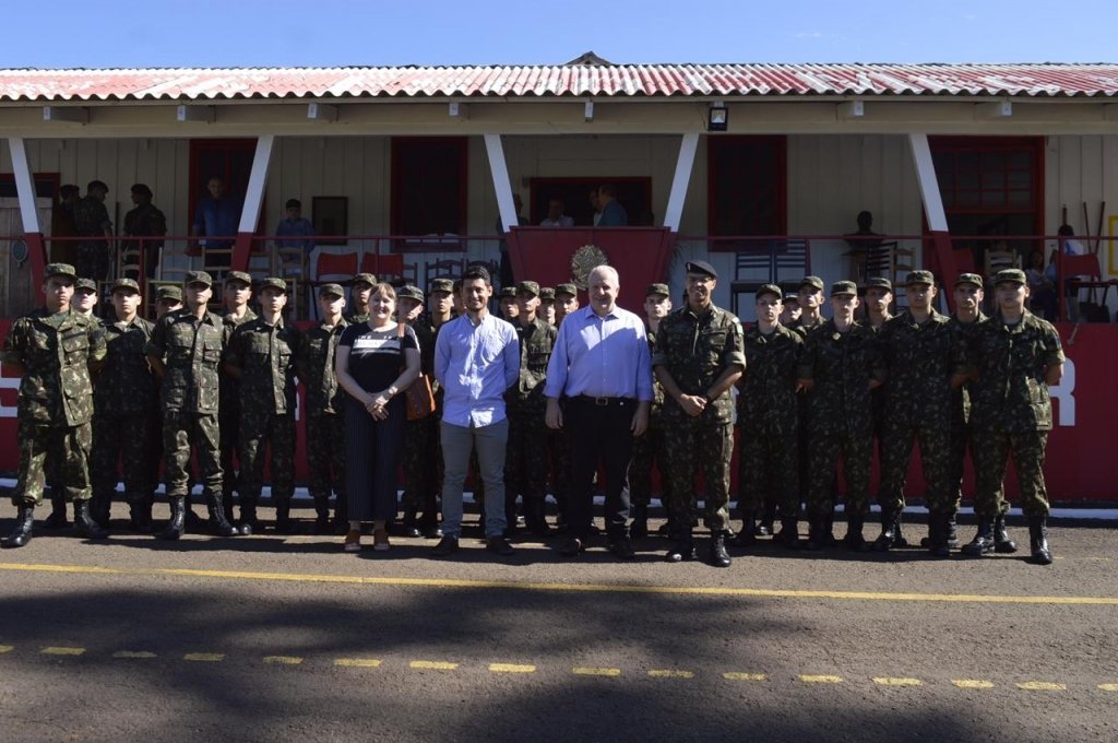 27 Jovens Duovizinhenses Foram Incorporados s Fileiras do Exrcito Brasileiro