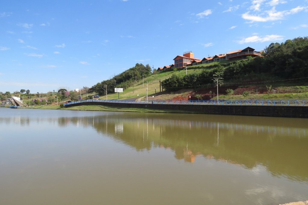 Melhorias Continuam Acontecendo no Lago Dourado