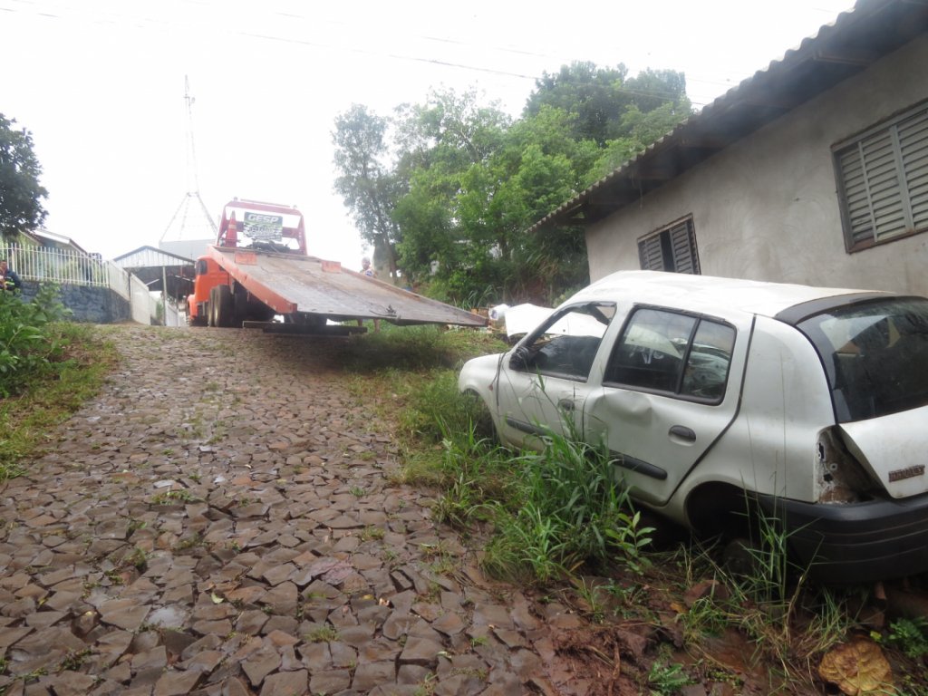 Aps Prazo Deptran Realiza Remoo de Veculos Abandonados Em Vias Pblicas