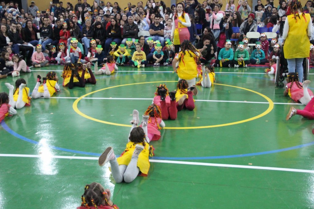 Aps Meses de Espera Escola Jardim da Colina  Inaugurada Pela Atual Administrao