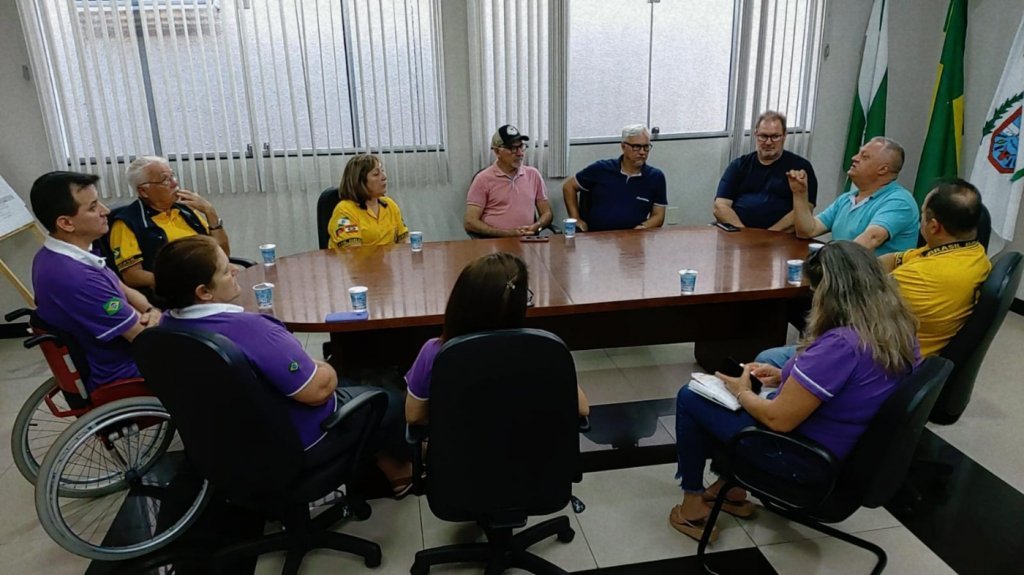 Prefeito Recebe Visita da Governadora do Lions Clube Distrito Ld-1