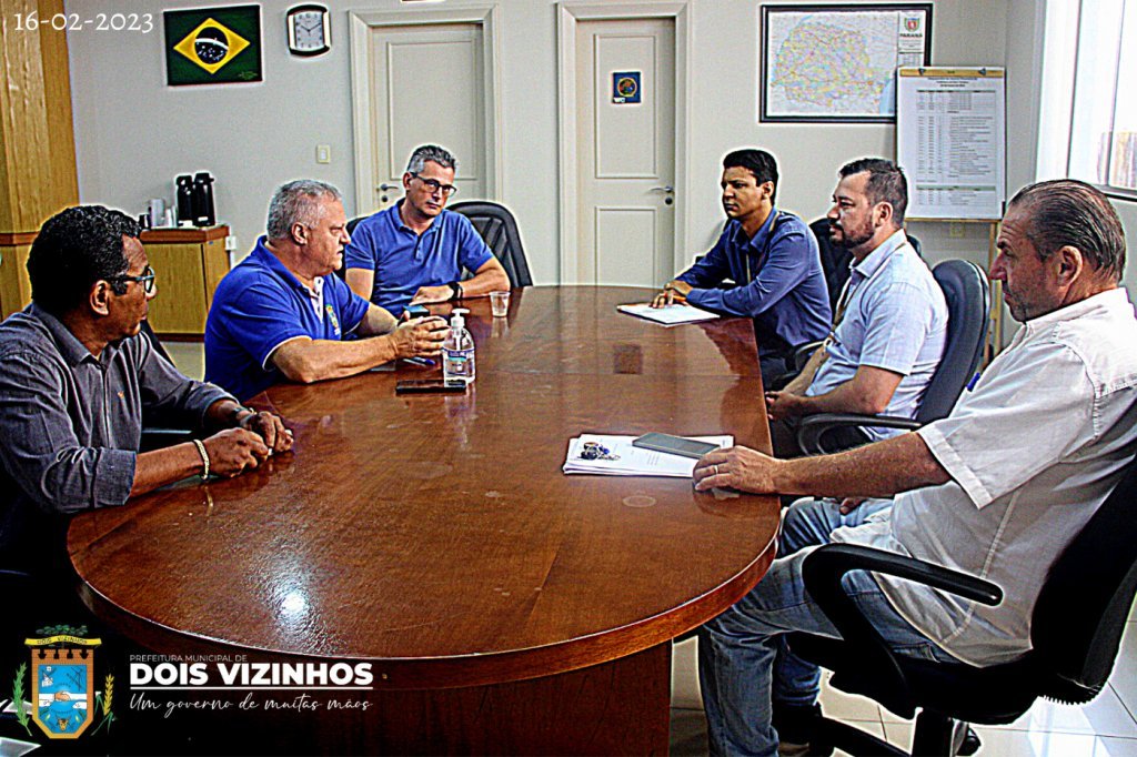 Prefeito Carlinhos Turatto Recebe Representantes da Copel