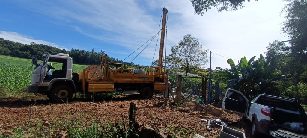 Dois Vizinhos Sai na Frente Ao Garantir Segurana Hdrica no Campo