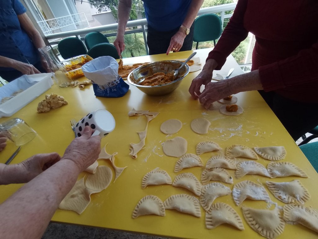 Oficina de Culinria para Idosos: Sabores Que Trazem Memrias