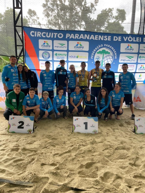 Vlei de Praia de Dois Vizinhos Conquista Mais 8 Medalhas