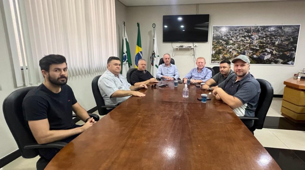 Prefeito Nery Maria Recebe o Deputado Vermelho